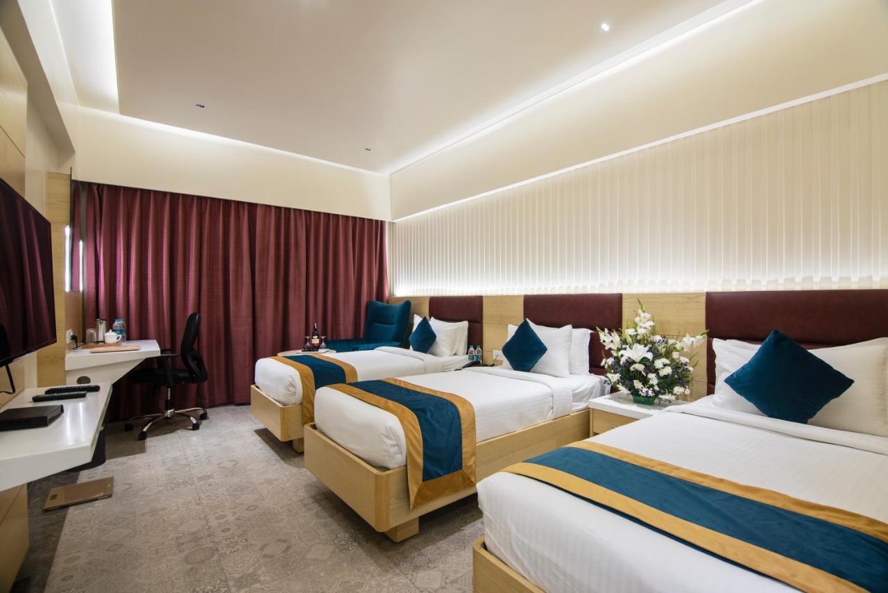 Zion - A Luxurious Hotel Bangalore Esterno foto